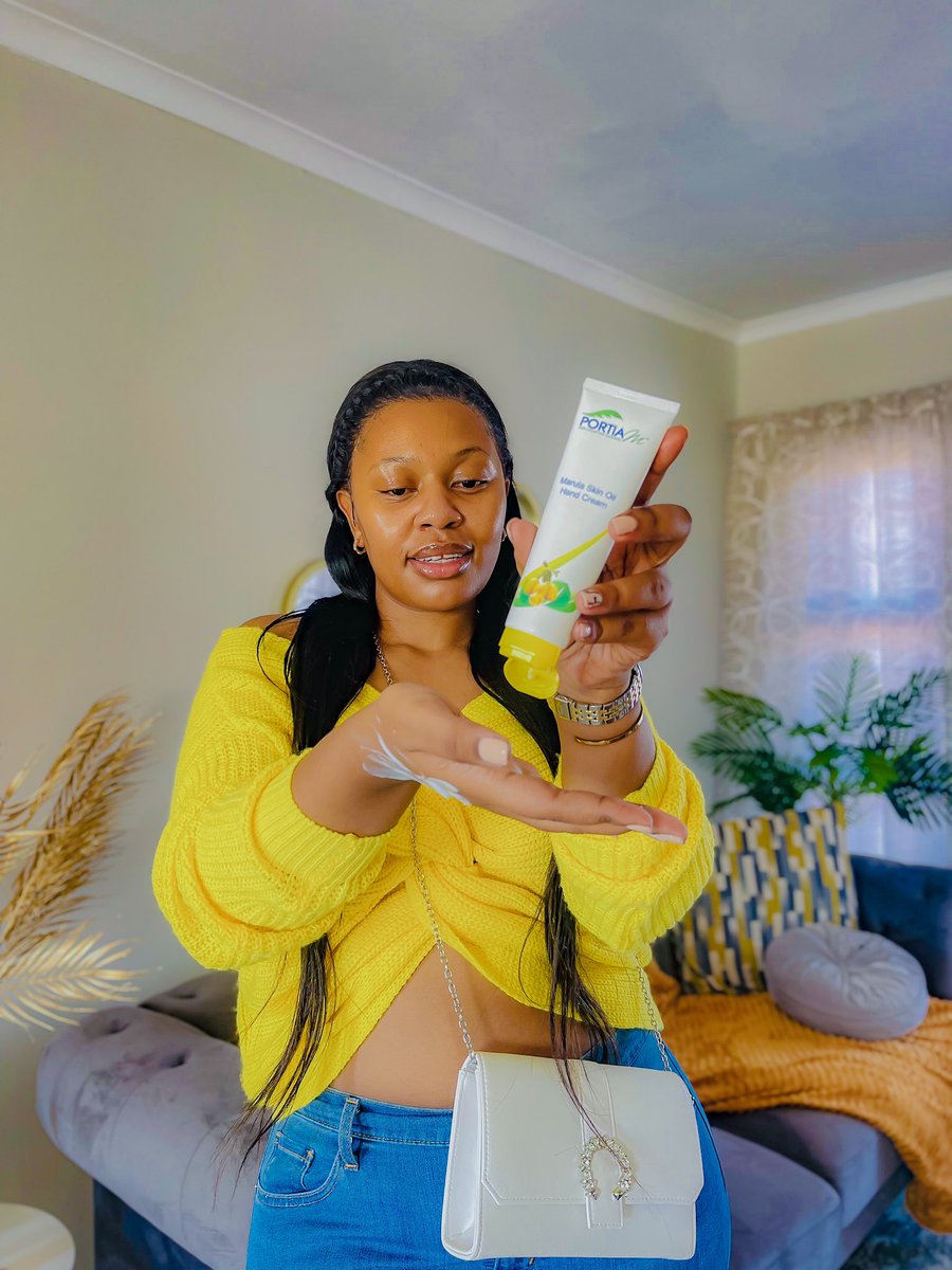 Ma’Dlamini..💙 on Twitter "A handbag essential PortiaM_Skin 🍃"