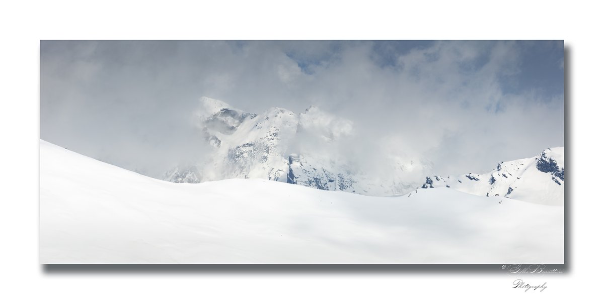 © Gilles.Barattini-Photography
Hautes Alpes. France
 #brume #paysagedebrume #queyrasmontagne #queyrastourisme #queyras #parcduqueyras #hautesalpes #myhautesalpes #provence #provencefrance #provencealpescotedazur #montagne #photomontagne #canonphotography #canon5d #france #europe