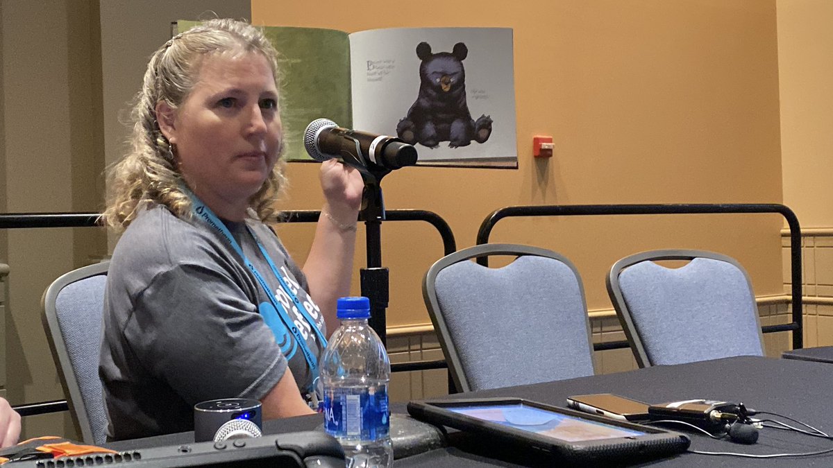 wkingbg's tweet photo. .@CoLIBRAtoRY Storytelling magic with @Novel_Effect at #tmiste #ISTELive https://t.co/UddLcSJ9eZ