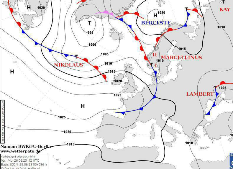 rtpminfo's tweet photo. Un puissant cyclone #Lambert s'approche de l'#Ukraine 

Dès demain, de fortes pluies accompagnées d'orages sont possibles dans certaines régions, notamment dans la région de #Dnipropetrovsk https://t.co/lirbJvdObX