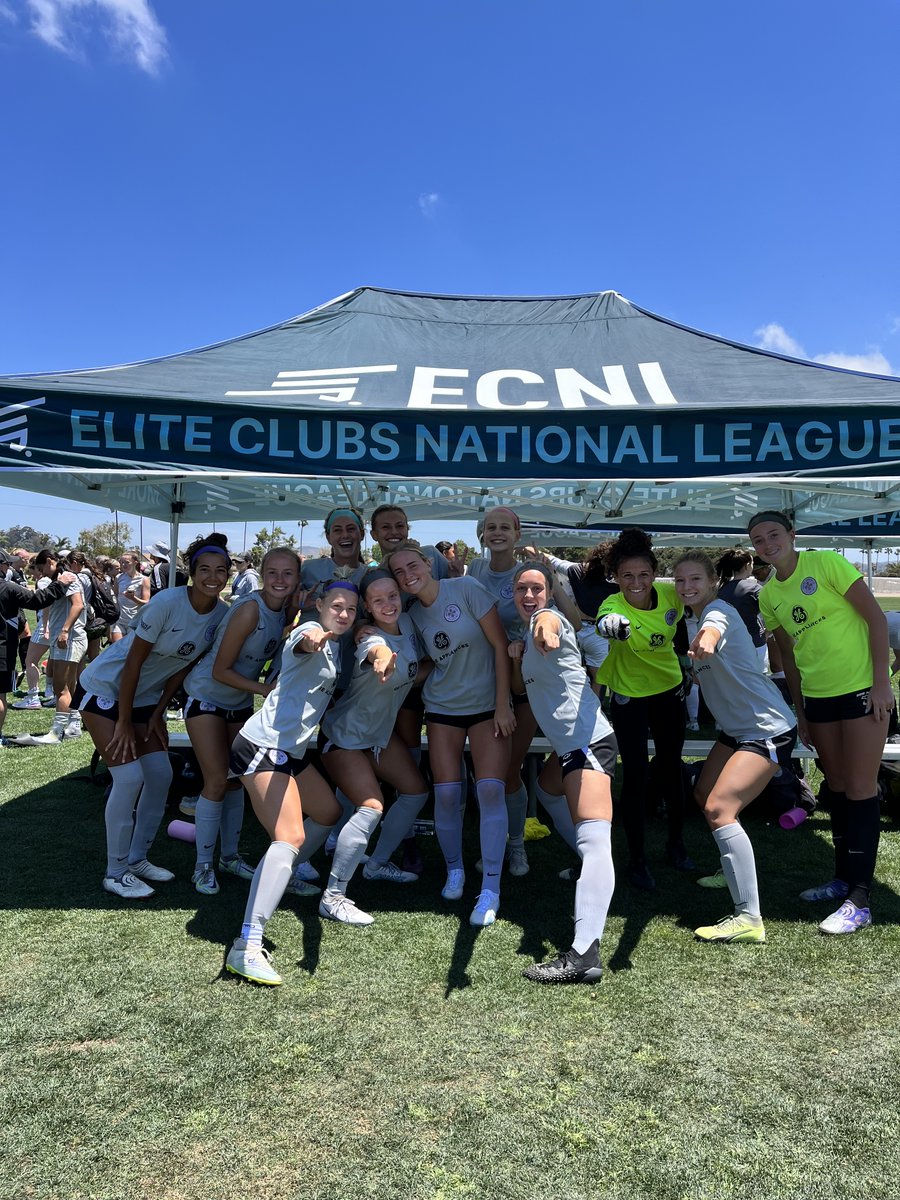 Soccer in the San Diego sun ☀️

We're loving the energy from Racing 2006 at the ECNL playoffs!