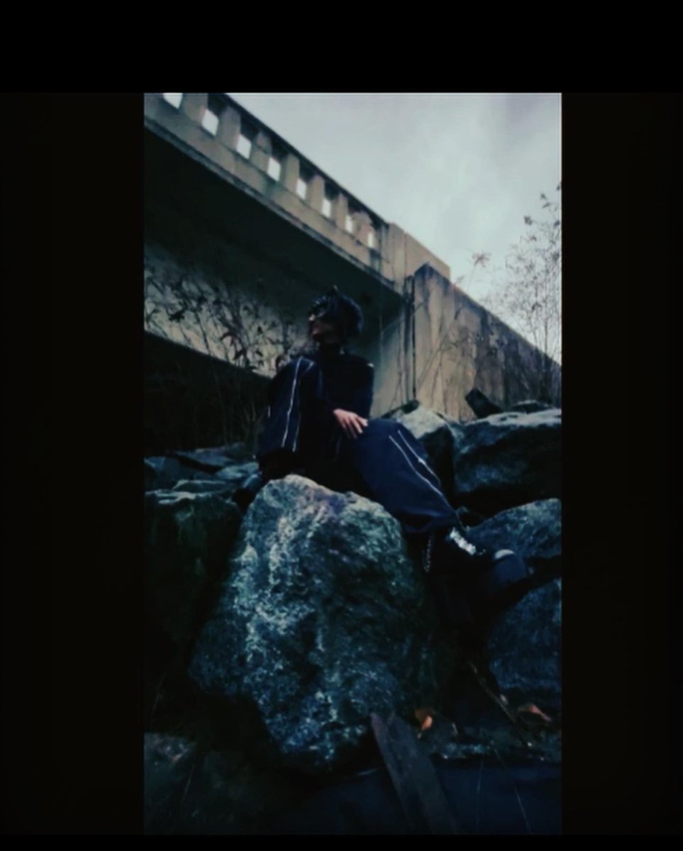 ravensnest_'s tweet photo. “NOT NO DUMMY” Music Video is out nowwwwwwww on my YouTube page …👀 🔥🔥🎸 🎬
#Notnodummy #ravenrichards #miami #rap #sing #musclecar #jeeprenegade #jeep #rose #love #rockandroll #skullsandbones #tarot #witch #sza #today #dontoliver #erykahbadu #newmusic #222ep #model https://t.co/aXsuiS8bpk