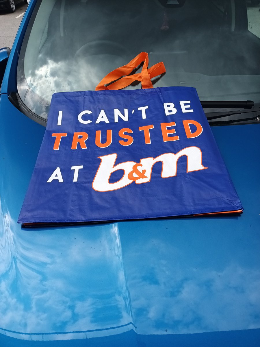 Digitallli's tweet image. Bravo @bmstores marketing department, Bravo 👏 I'm not supposed to go unsupervised buy I did today, spotted this after I'd bought more than intended and had to go back to buy one 😁