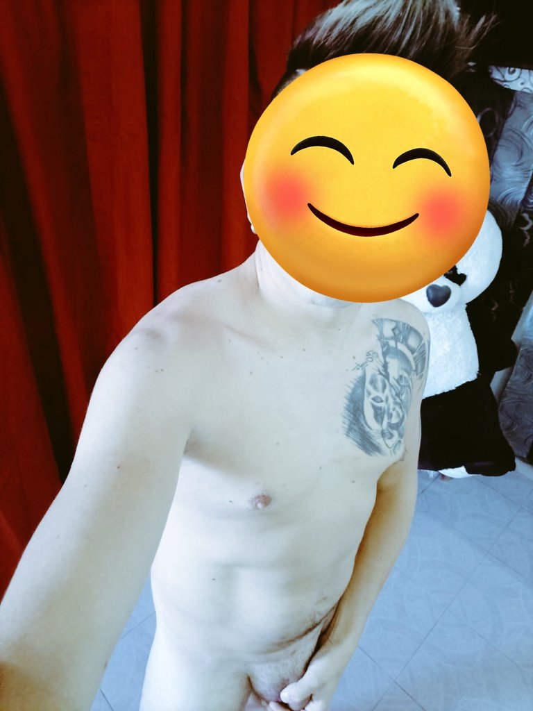 Barretokris's tweet photo. @pigstube_ Rt y les mando foto privado https://t.co/We6l57HhSu