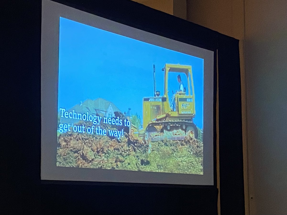 wkingbg's tweet image. Craig Nichols on the importance of meaningful use of technology. #tmiste #ISTELive