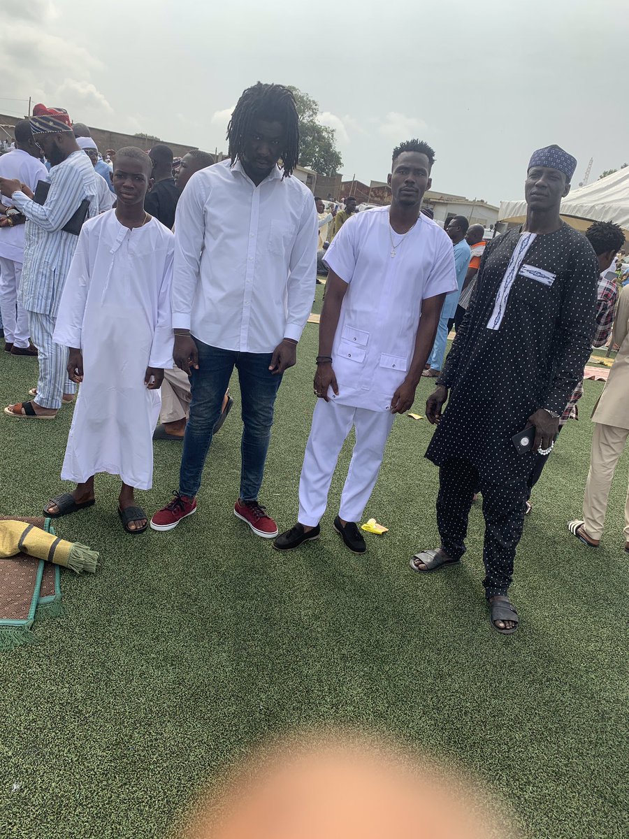 Family thing….. blood 🩸 over water . @scorpio1ghana@gmail.Com