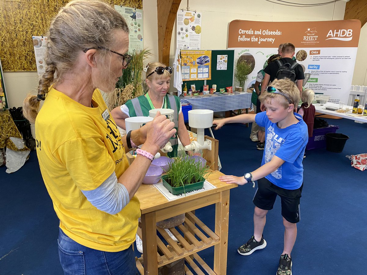 Producer Dave’s son Mikey milling flour in <a href="/TheRHET/">RHET</a> Discovery Centre <a href="/ScotlandRHShow/">Royal Highland Show</a>.