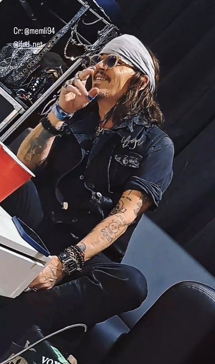 Still here…. 🫠😍🫠😍🥵

#JohnnyDepp 
#JohnnyDeppWon 
#JohnnyDeppRises 
#JohnnyDeppisFree 
#JohnnyDeppIsARockstar 
#JohnnyDeppIsALegend 
#IStandWithJohnnyDepp 
#JusticeForJohhnyDepp 
#HollywoodVampires 
#HollywoodVampiresTour2023