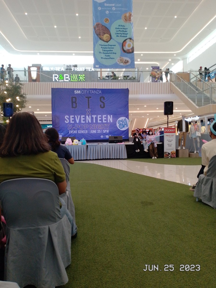 7lookathestars's tweet photo. A sunday well spent🥰🤭
Tysm for this fun event, @smcitytanza @cvt_carats and @AfobangfoPH it was such a healing moment for me seeing these 2 fandoms together...my OT20 forever ♾️💎💜
Nanalo din sa raffle tenchuu☺️#ArmyCarats
#SEVENTEEN
#BTS
#CaviteArmys
#CaviteCaratsPH_SMTanza https://t.co/QXodZ88d6F
