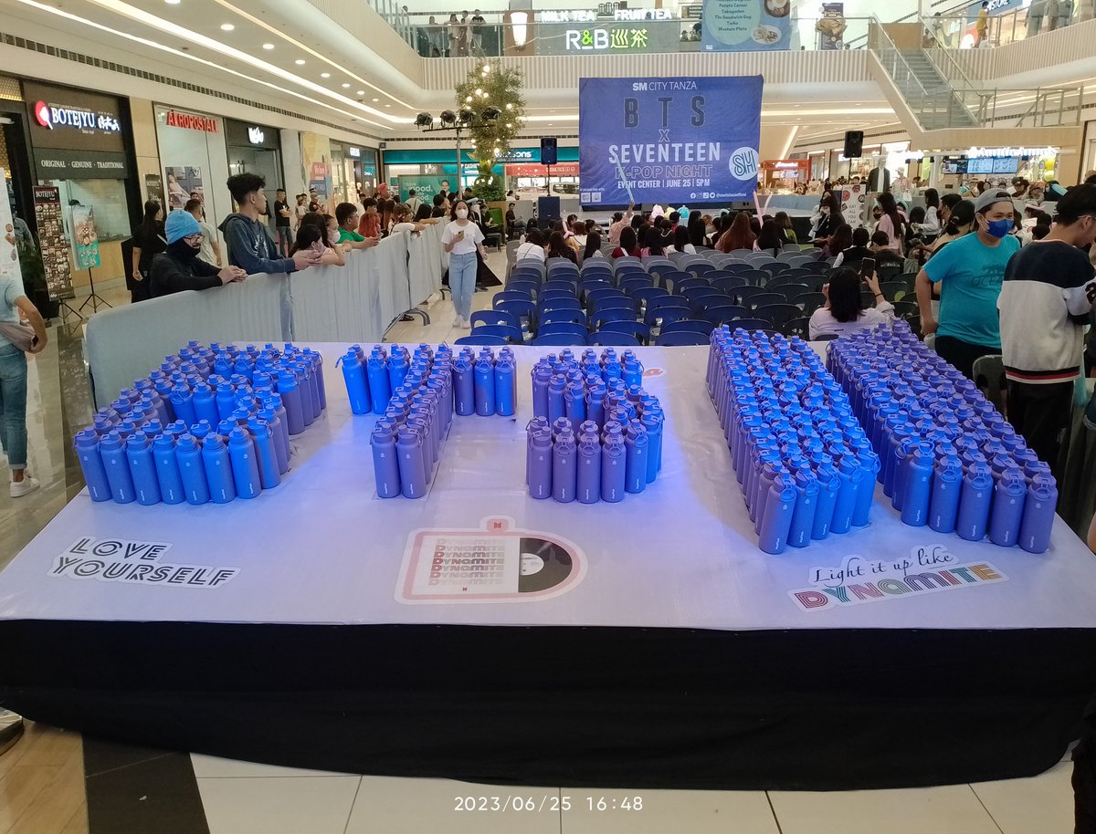 7lookathestars's tweet photo. A sunday well spent🥰🤭
Tysm for this fun event, @smcitytanza @cvt_carats and @AfobangfoPH it was such a healing moment for me seeing these 2 fandoms together...my OT20 forever ♾️💎💜
Nanalo din sa raffle tenchuu☺️#ArmyCarats
#SEVENTEEN
#BTS
#CaviteArmys
#CaviteCaratsPH_SMTanza https://t.co/QXodZ88d6F