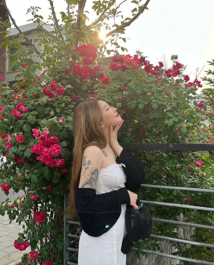excusemiyaa's tweet photo. wendy x yerin baek au — birthday gift. https://t.co/ERRQSa924k
