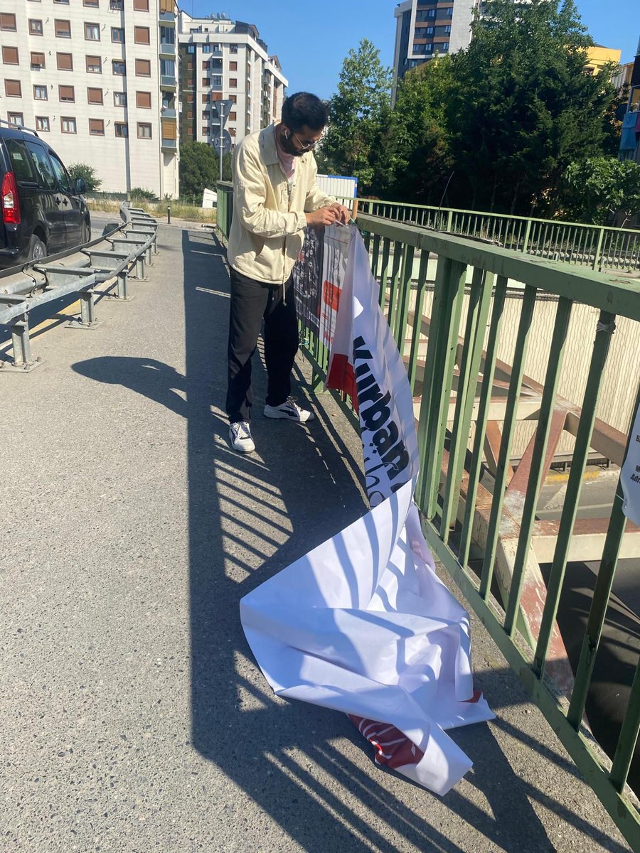 yenignclkpendik's tweet photo. Kurban bayramı pankartlarımızı, ilçe merkezimize astık.
#chppendik
#pendik https://t.co/5latQ89ran