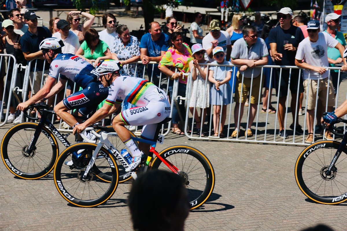 soudalquickstep's tweet photo. The World Champion is on the attack at #BKIzegem.

Photo: @BeelWout https://t.co/Y24vzxnNZa