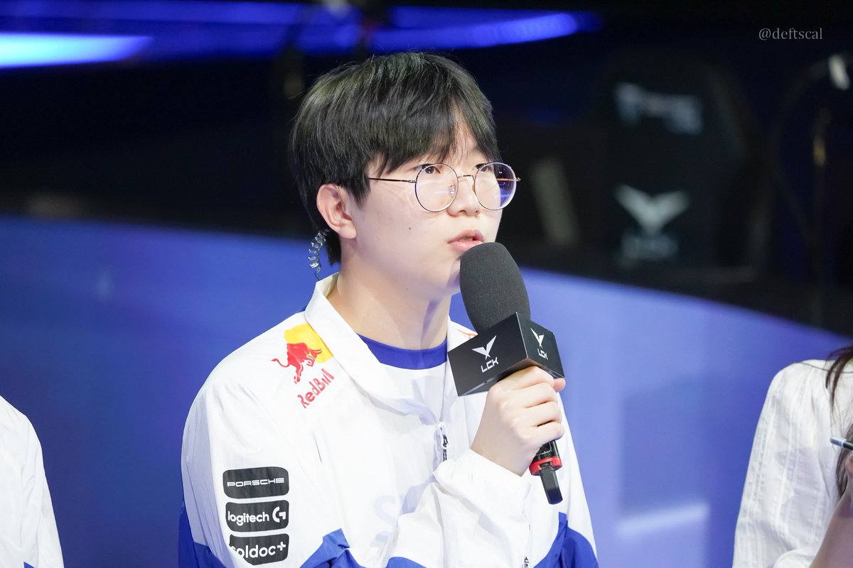 deftscal's tweet photo. 230625 #Paduck #파덕 https://t.co/FvOdGqLhlS
