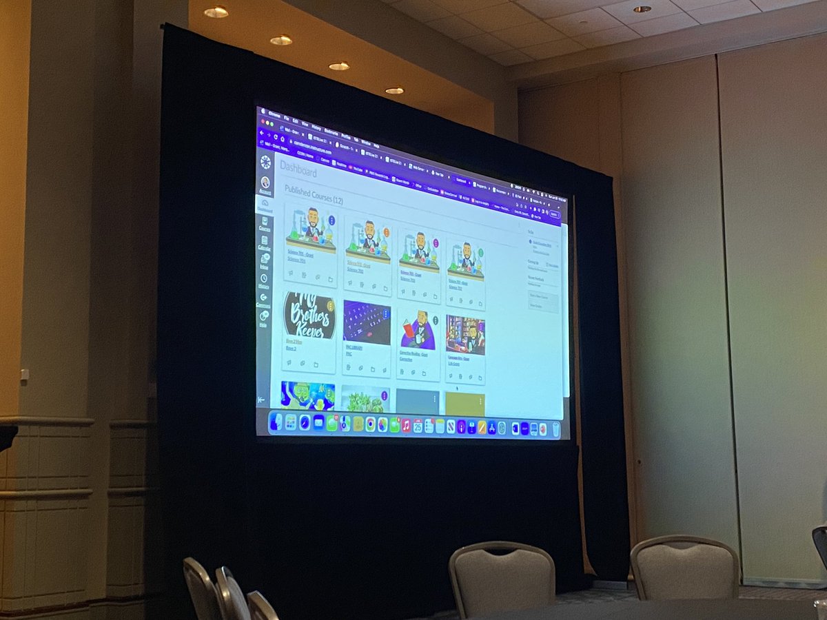 wkingbg's tweet photo. Marquise Grant sharing how he organizes his classes using @Canvas_by_Inst #tmiste #ISTELive https://t.co/uTUSlrp456