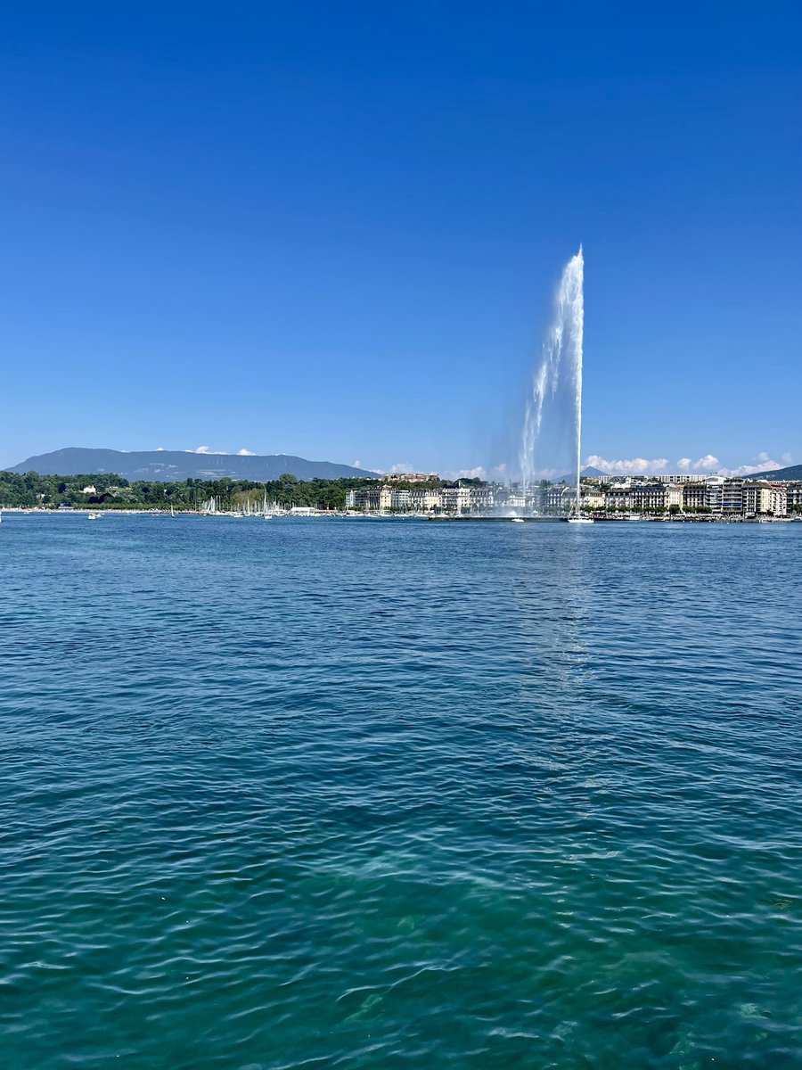 Michael E. Sinatra (@mesinatra) on Twitter photo Bien arrivé à Genève (évident avec la fontaine :-)) pour <a href="/HumanisticaDH/">Humanistica</a> 2023 avec plusieurs étudiants de la chaire <a href="/ENumeriques/">Écritures numériques</a> du <a href="/crihunum/">CRIHN</a> — hâte à trois jours de présentations! <a href="/FASNouvelles/">FAS-UMontréal</a> Bien arrivé à Genève (évident avec la fontaine :-)) pour <a href="/HumanisticaDH/">Humanistica</a> 2023 avec plusieurs étudiants de la chaire <a href="/ENumeriques/">Écritures numériques</a> du <a href="/crihunum/">CRIHN</a> — hâte à trois jours de présentations! <a href="/FASNouvelles/">FAS-UMontréal</a>
