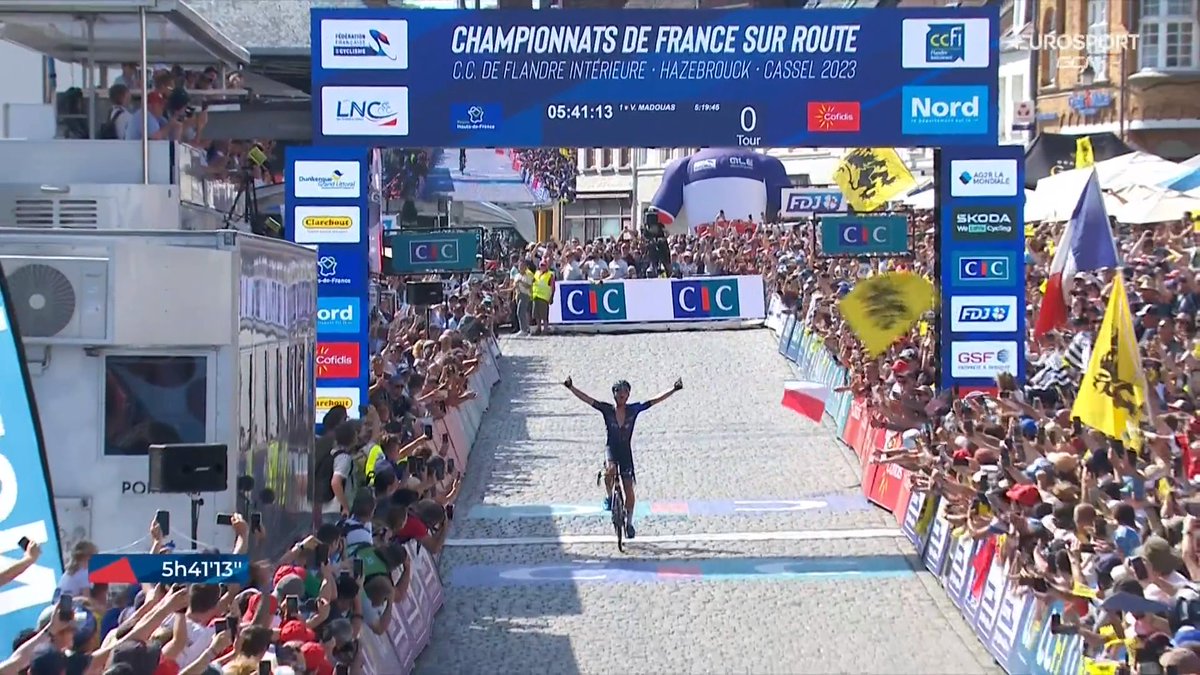 Le Gruppetto tweet media