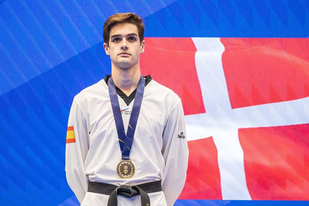 🇪🇸🥇 MEDALLA DE ORO 🥇🇪🇸

🥋 Javier Pérez Polo
Taekwondo (-68kg)

6⃣ª medalla para los 𝐝𝐞𝐩𝐨𝐫𝐭𝐢𝐬𝐭𝐚𝐬 𝐝𝐞 𝐥𝐚 <a href="/UCAM/">UCAM Universidad</a> en #Cracovia2023

🏆🇪🇺 Juegos Europeos
💙 #OrgulloUCAM