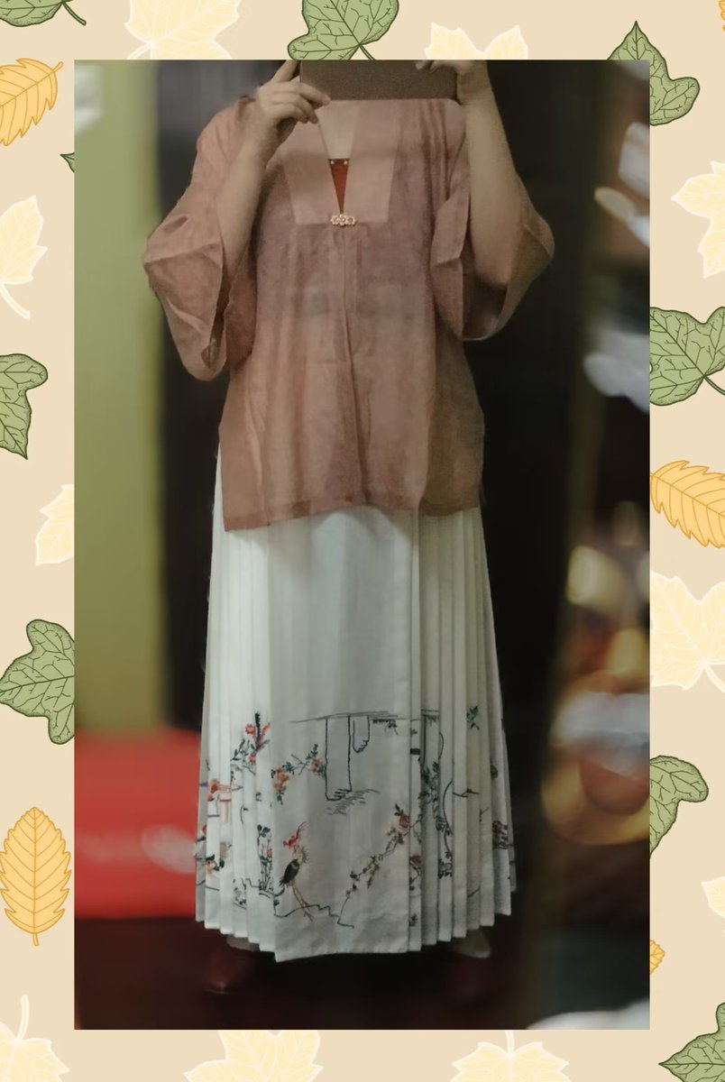 m53309392's tweet image. 前几天端午节随便搭了几套～🥺
#hanfu_challenge
#汉服挑战
#漢服チャレンジ
#한푸_도전
#漢服挑戰
#hanfu
#汉服
#Chineseculture 
#ChineseCostume