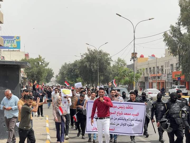 العشرة الاوائل من تسلسل 4 الى 10، يناشدون الرئيس محمد شياع السوداني، ويطالبون الانصاف والتعيين اسوة ب الثلاثة الاوائل،  حيث لافرق بين طالب واخر الا بوينتات، 
#اول_عشره_تناشد_السوداني