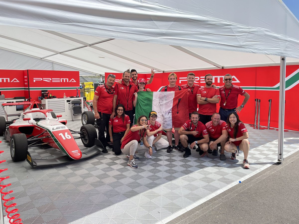 hetwolvenalarm's tweet photo. FORZA PREMA! 💪🏻 https://t.co/wl3PJnnM9T