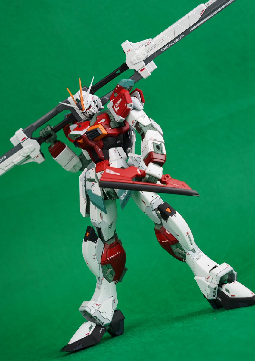 YinLaw4's tweet photo. Action pose https://t.co/8sUwwHTdip