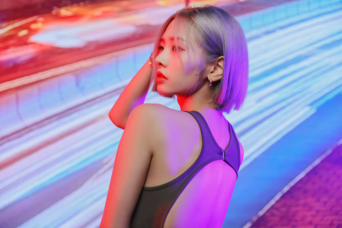 Queenz_Eye's tweet photo. 'QUEENZ EYE' 2ND SINGLE ALBUM
[ UNI-Q ] CONCEPT PHOTO #AHYOON

👑 2023. 07. 06 THU 06:00 PM (KST) 👑

#QueenzEye #퀸즈아이 #QueenzEyeUNIQ #아윤 https://t.co/lUi8Fvvb8h