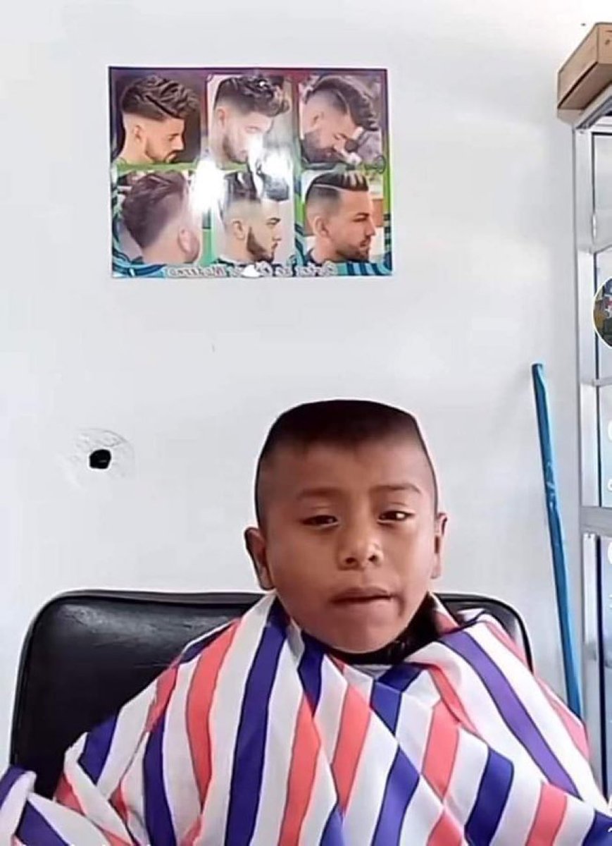 DonJustino_'s tweet photo. Cuando pides el corte de Messi y te terminan haciendo el del “Hachita” Ludueña 💇🏻‍♂️💈🪓 https://t.co/oH7uEd4uuE
