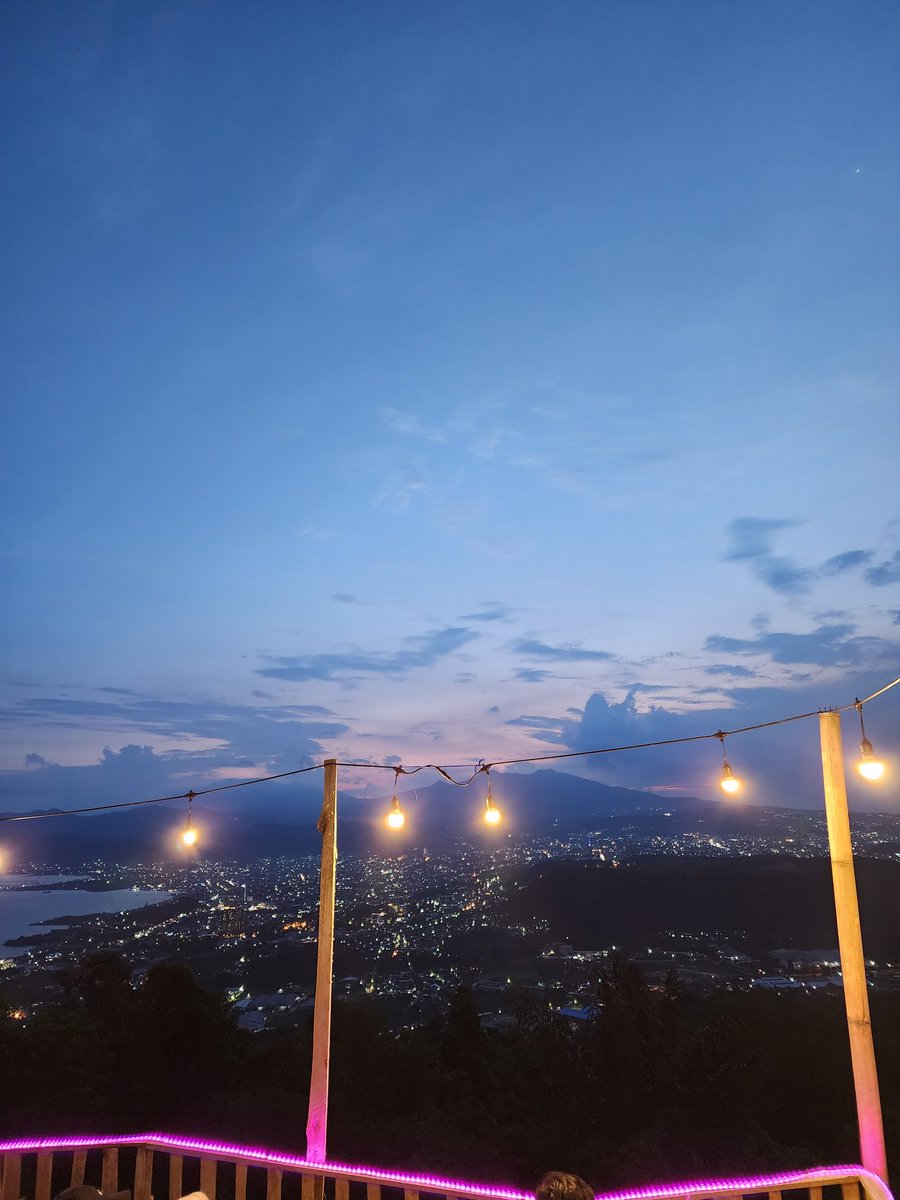 cwok_simple26's tweet photo. "Senja tak indah tanpa dirimu" https://t.co/uAM7mtbaLp