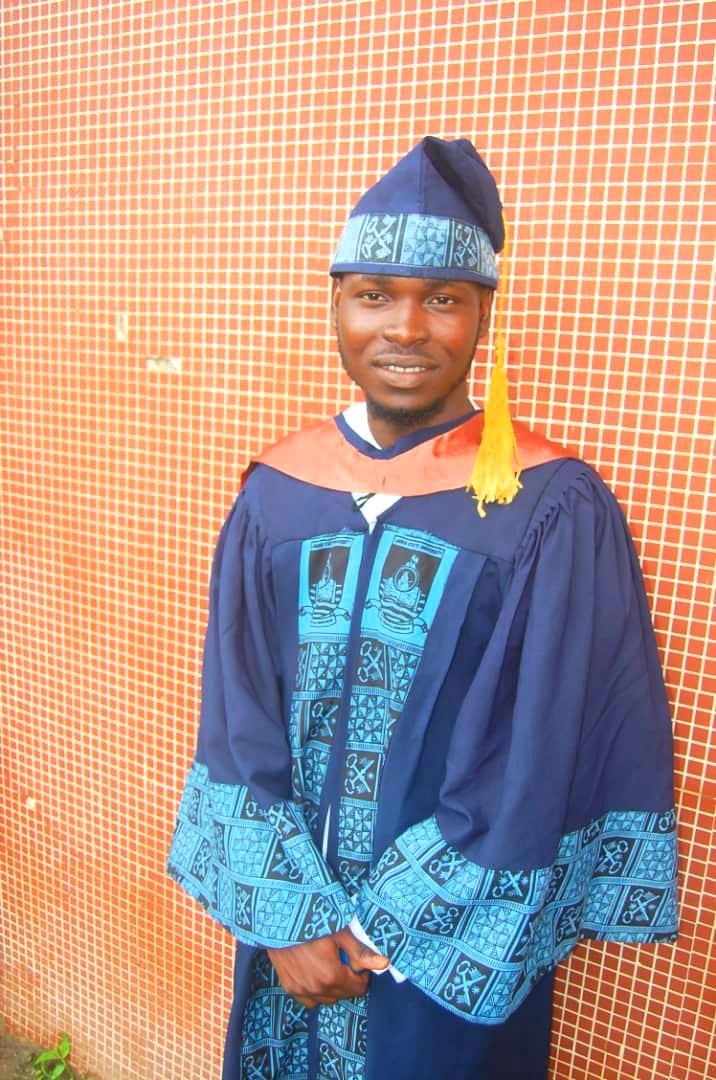 Ambar_Oriade's tweet photo. Finally,
https://t.co/L6gOULiLpK. Industrial Relations and Personnel Mgt.
#LasuMyPride
#LASU26thConvocation
@LASUOfficial @lasusu_official @lasulife @LASUstreet https://t.co/SKm0OeYQiL