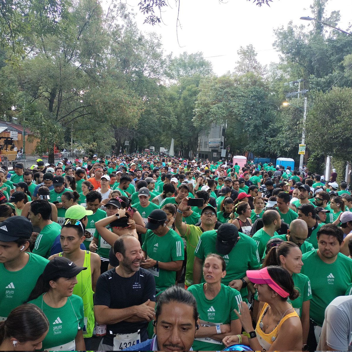 LeoGoyo5's tweet photo. #Split16k con todo! https://t.co/LQh6hHH8KS
