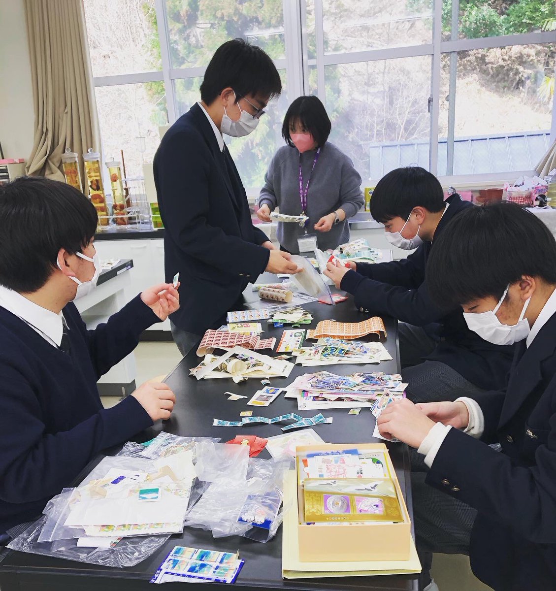 kanabun85's tweet photo. カンボジア復興のための1,980,296円を
地雷撤去と地域復興の活動を行う
#imccd に送ることができました。
枚数にして
はがき30076枚、切手9432枚、テレホンカード50枚分です。
関わってくださった全てのみなさま、
本当に本当にありがとうございました。
https://t.co/uoPbAwibJF https://t.co/xtKWa05dSx