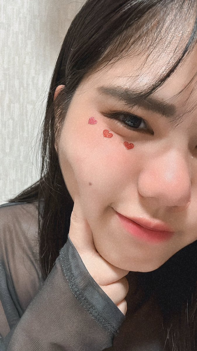 dance_moe_'s tweet photo. はいたーい🌺
なんと今日6月26日で20歳になりました✨️
ほんとに皆と出会ったのが何歳！？って感じなんですけどいつも応援してくれてありがとうございます😊
今はまだまだ忙しい日々が続いていたり、毎日病院通いですが楽しい毎日を過ごしています🍀✨20歳になった私をよろしくお願いします🙏 https://t.co/b2CqvLXLsD