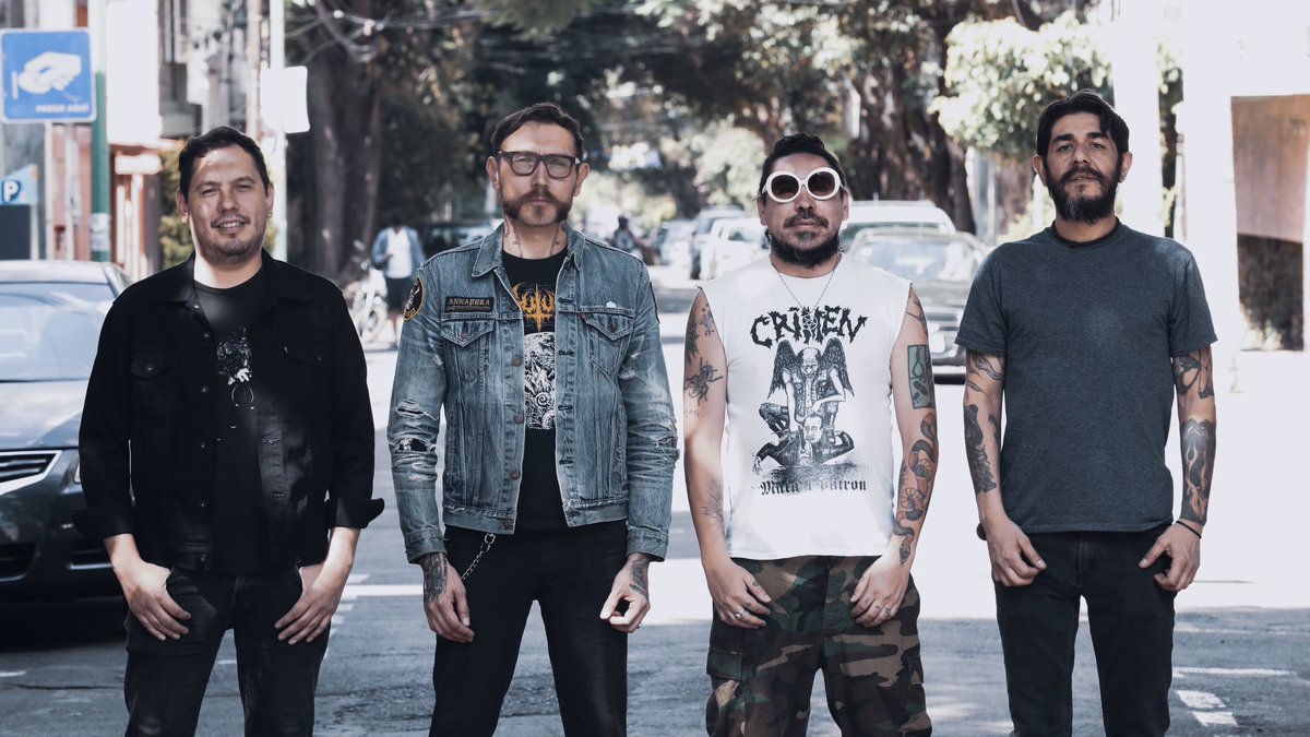 SAD BREAKFAST #timetocomeback 

<a href="/chrisguijosa/">Christian Guijosa</a> <a href="/mugros666/">通过Mugros附身</a> <a href="/mijaumx/">Mijau</a> 

Foto por él siempre increíble <a href="/carlosdelariva1/">carlos de la riva</a> carlosdelariva1 

Las fotos fueron tomadas en la colonia Nápoles, colonia que me vió crecer, sip, en La Ciudad de México.