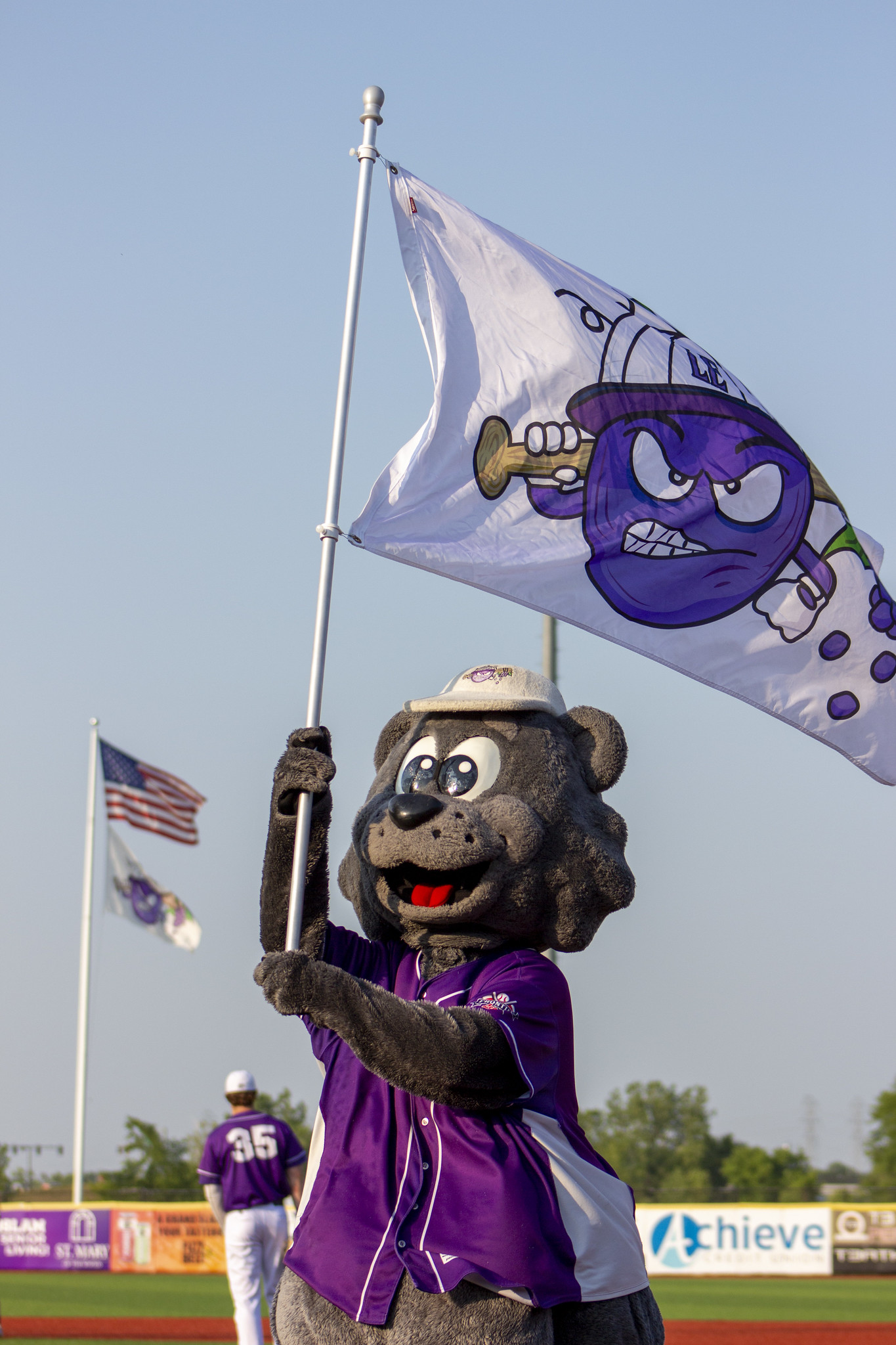 lake-erie-crushers-on-twitter-our-first-jersey-auction-of-the-season