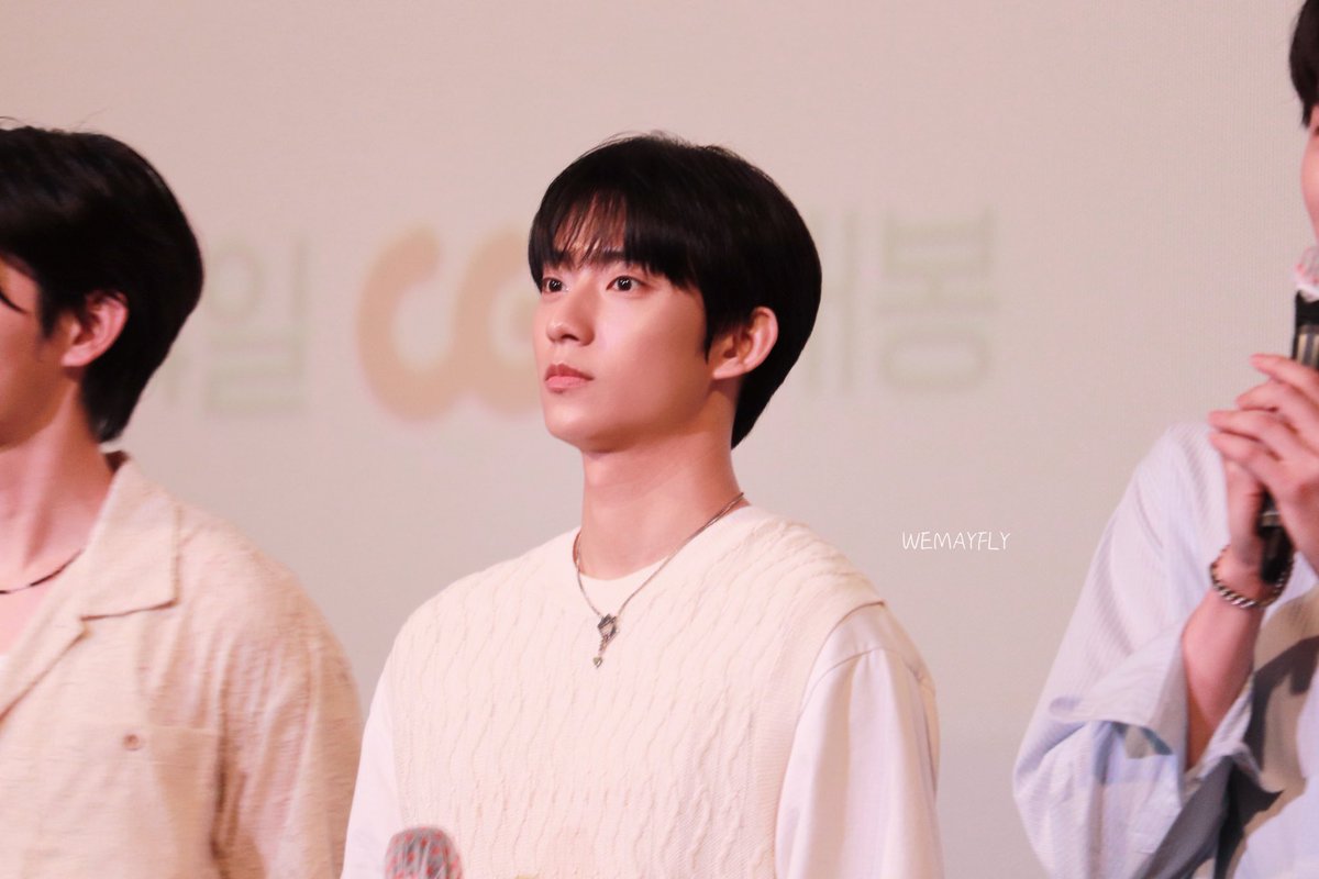 230624 비연담 무대인사 용산
무인 2주차도 수고했어~

#B1A4 #공찬 #비의도적연애담 <a href="/B1A4_gongchan/">공찬</a>