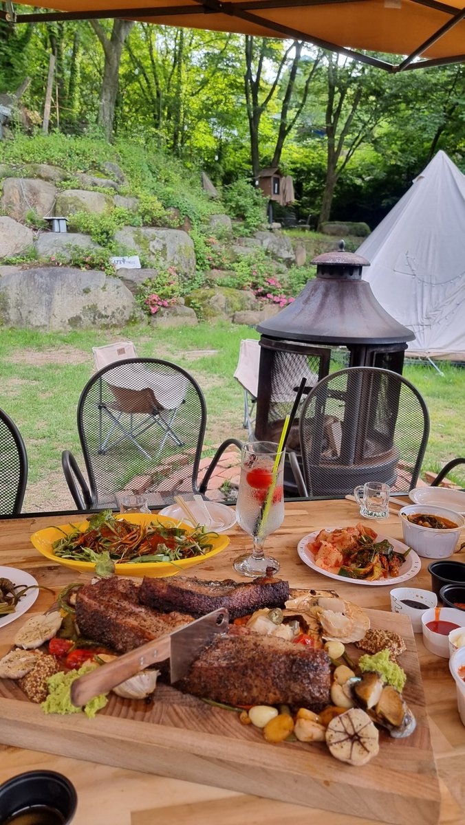 즐거운 주말 펜션벙 이였습니다🫶
숲속의 공주들 예쁨 듬뿍🧚‍♂️🧚‍♀️받고💕
맛있는것도 듬뿍 먹고 ❤️‍🔥❤️‍🔥❤️‍🔥❤️‍🔥
#야한게임 #밤새도록 #불멍하다가 #빵뎅이태울뻔