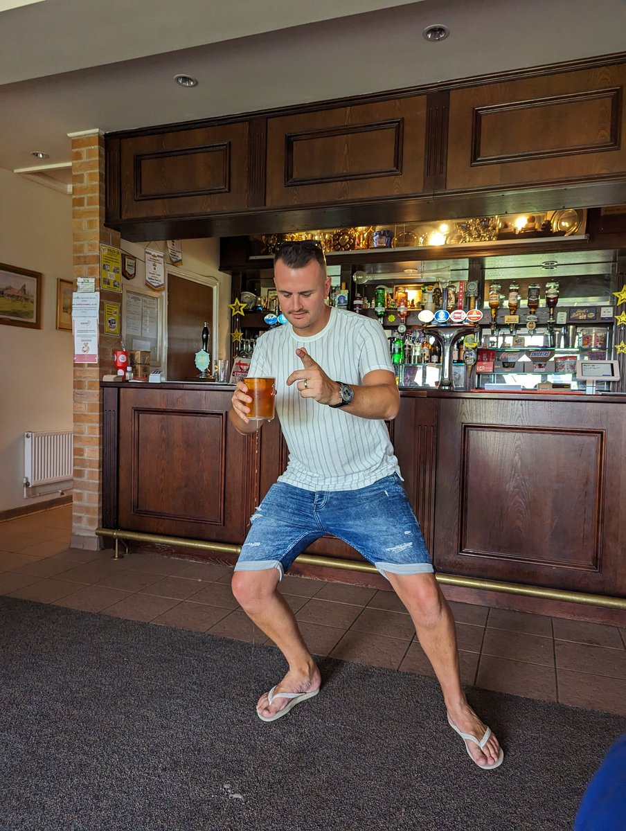 BackInTheShed1's tweet photo. 2023. More pints than runs.
#anothergallon https://t.co/HOYsWeucGB