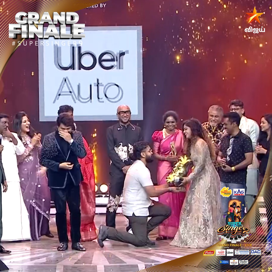 vijaytelevision's tweet photo. வாழ்த்துகள் #PriyaJerson 💐👏🎉  #1stRunnerUp #SuperSingerSeason9 #GrandFinaleLIVE #SuperSinger9 #SS9GrandFinale #SuperSinger #SS9 #VijayTelevision https://t.co/e7Cyo2iZjD
