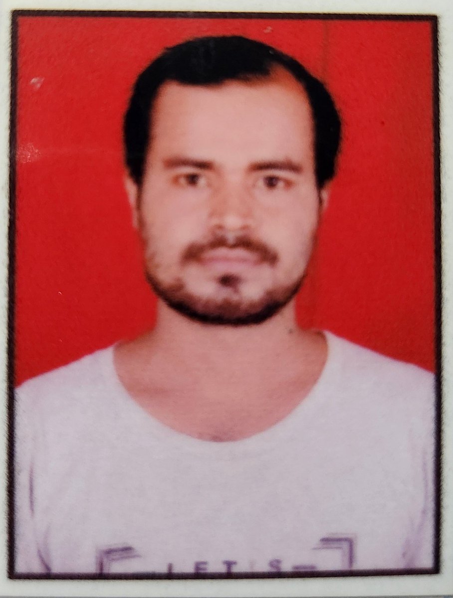 gkaustav's tweet photo. @jammupolice1 @bsf_jammu @RPF_INDIA @rpfnr_ @PoliceJammu @missingpeople Sh. Tarun Datta, 33 M, is missing from outside Jammu railway station since 23rd June 2023, 2 pm. #MissingPersonAlert https://t.co/ws6xN78lpi