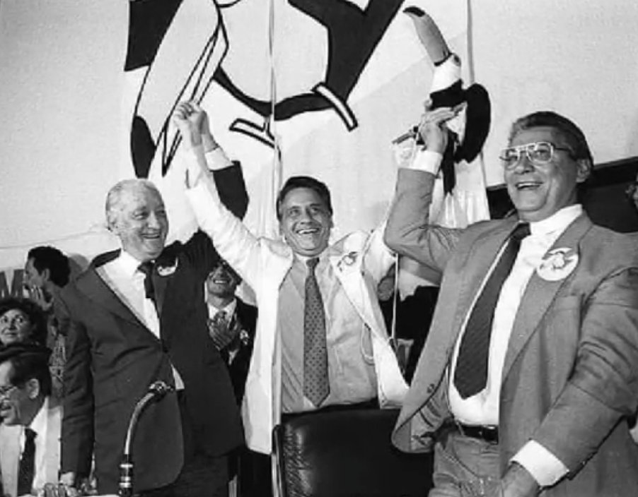 TiagoCunhaSoar1's tweet image. &quot;Impulsionados pelo nosso passado de lutas... Com a força da nossa militância e a confiança da população, estamos prontos para enfrentar os desafios que virão, sempre cientes de que nosso compromisso é com o Brasil e com cada um de seus cidadãos.&quot;
@marcovinholi 
#PSDB35anos