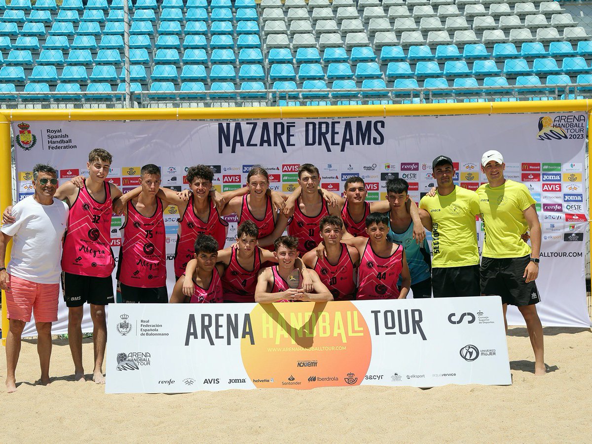🏆 #Arena1000 Nazaré (<a href="/municipionazare/">Município da Nazaré</a>)
📌 Juvenil Masculino

🥇 <a href="/BmPlayaAzuqueca/">BM Playa Azuqueca</a> 
🥈 <a href="/balonmanosanse/">Balonmano Sanse</a> 
 
#BalonmanoPlaya #EnjoyTheExperience