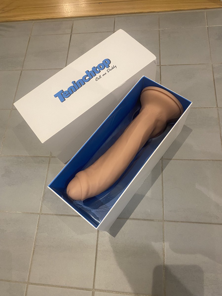 beardie1234's tweet photo. finally it has arrived! 😍
Now @teninchtopx  can fuck me long 😈 https://t.co/nFrhzJaDDU