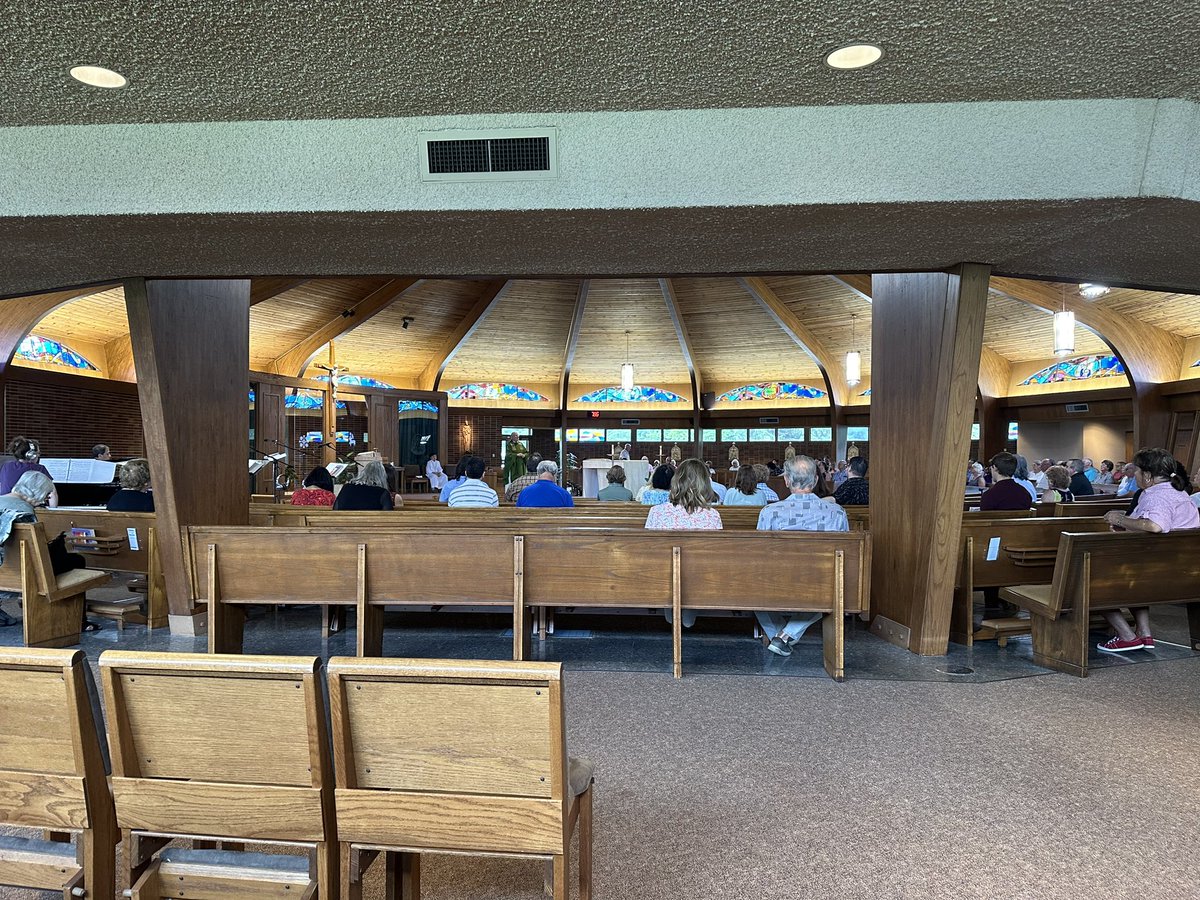 GoodShepherdWM's tweet image. ⛪️ #viewfromthebackpew Have a blessed Sunday! ✝️🙏🏼