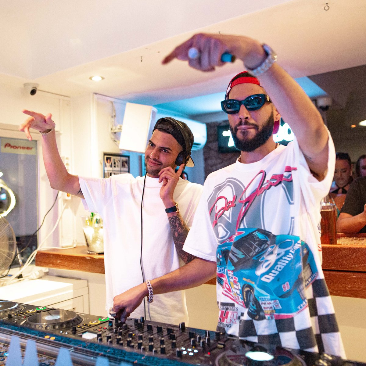 THE MARTINEZ BROTHERS AT CAFÉ MAMBO 💥

We are very excited to announce that <a href="/themartinezbros/">TheMartinezBrothers</a> will make their season debut in the Mambo booth this Tuesday before bringing their party to <a href="/hiibizaofficial/">Hï Ibiza</a> 🤩⚡

Tag the crew who need to be here!

#martinezbrothers #mamboibiza