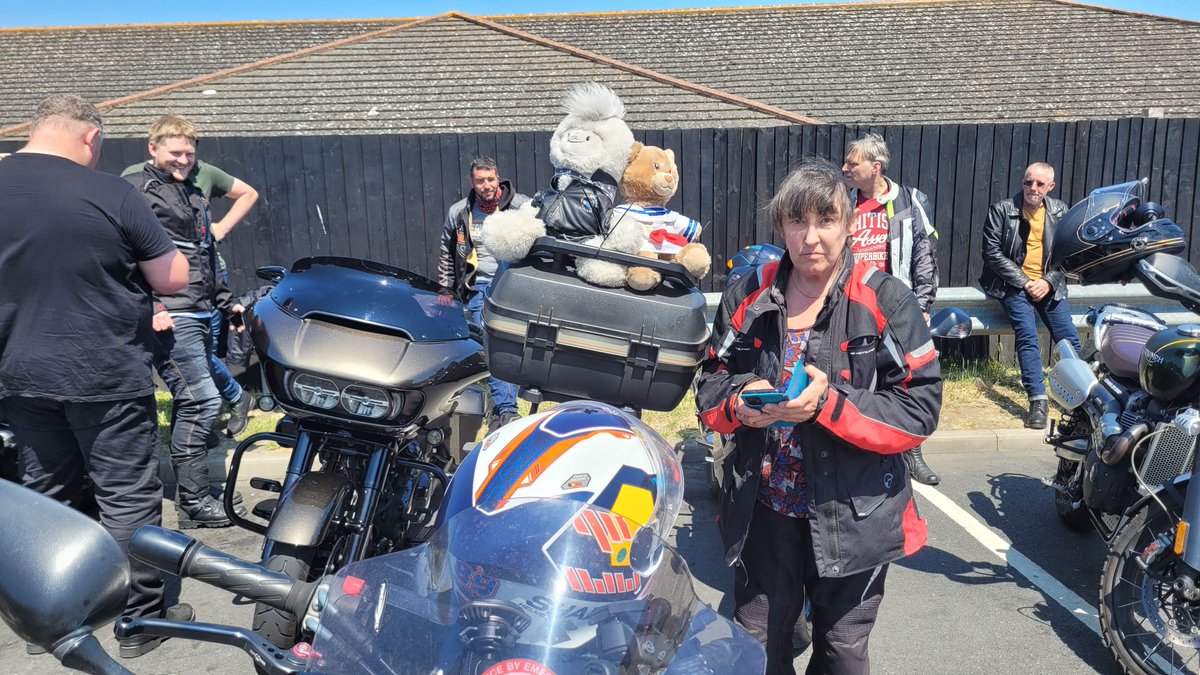 DaveTThomas tweet media