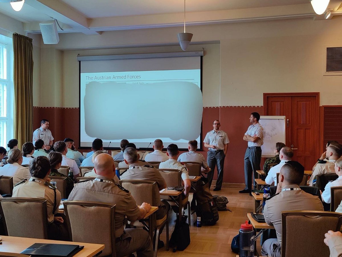 Der #CIOR Sommerkongress beginnt erst morgen, die Young Reserve Officers starten schon am Sonntag mit ihren Country Briefs. Österreich ist wieder mit drei Milizoffizieren vertreten. #SC2023Helsinki