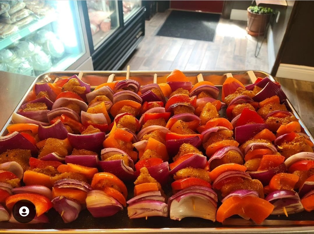SGFWindsorEssex's tweet photo. Being a shopkeeper is an old profession. It's also my newest. But there is a common theme with all I've done over my careers. People. Food. Talking. I enjoy the simple joys of providing a necessary service. Thanks for all your support.
@GoWalkerville
#chickenkabobs
#greatmeat https://t.co/8aidkKjq9y