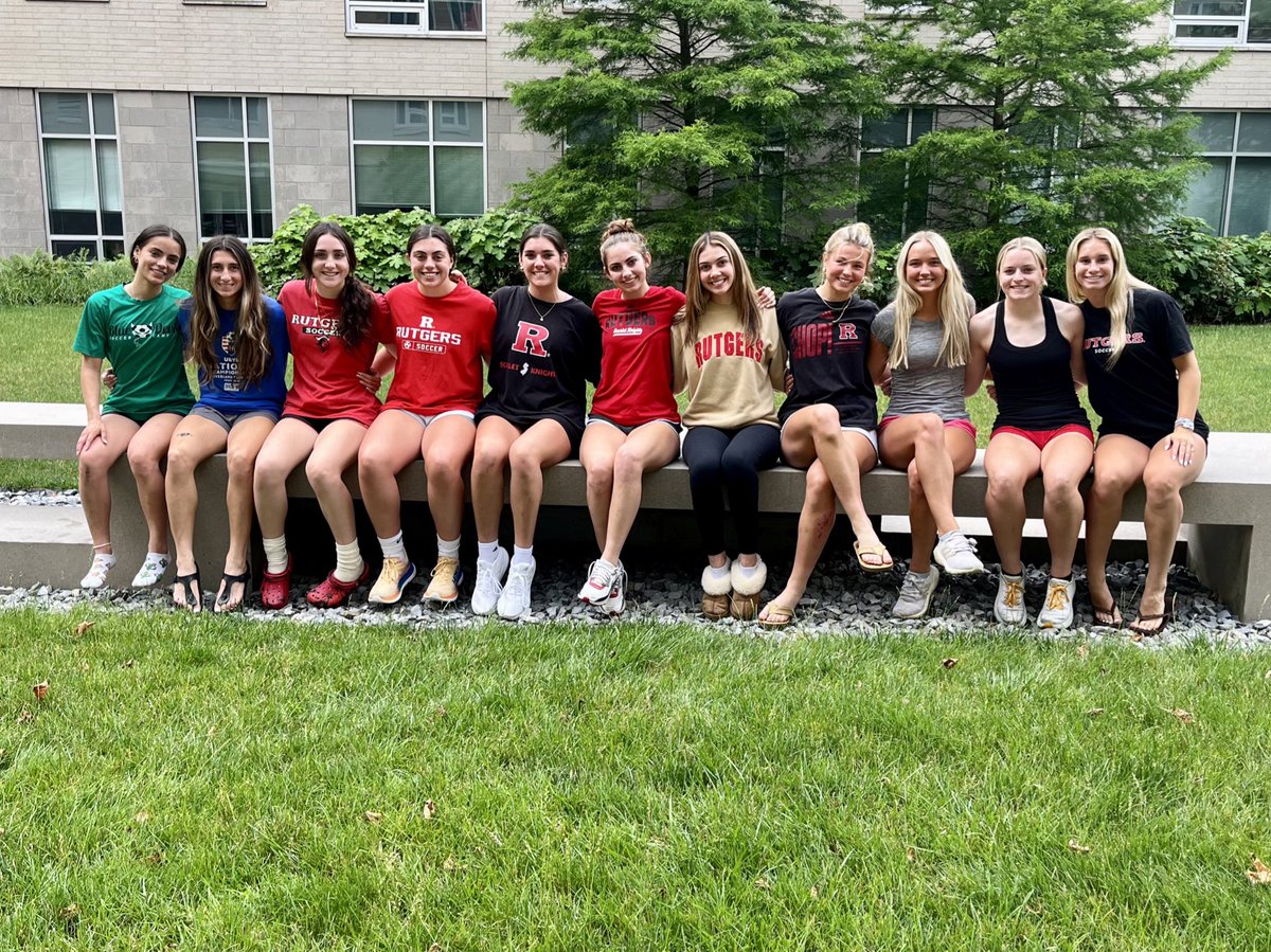 RUWSoccer's tweet photo. Our newest Knights are officially on campus ‼️‼️  

#ForeverRutgers https://t.co/4EoNAuOFPP