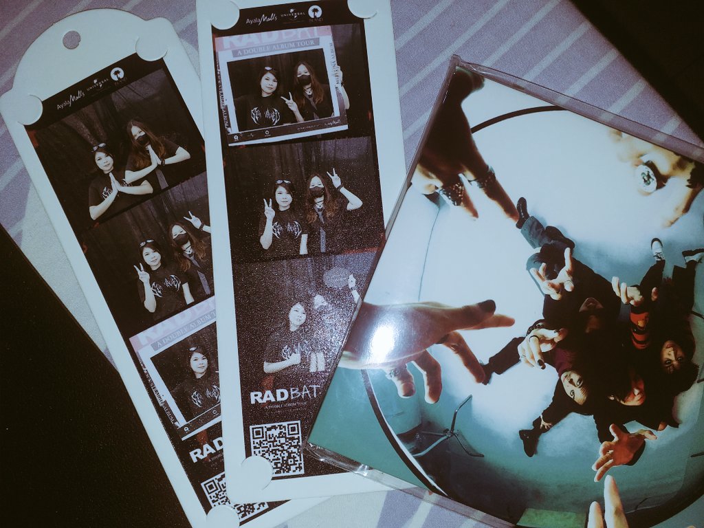 denkuuu_'s tweet photo. Isa na namang araw na hindi makakalimutan sheeshh, see you po ulit sa mga susunod pang gig ninyo 🫶🏻🖤🤘🏼 @SamMarquezz @ONECLKSTRAIGHT #RadBatTour https://t.co/ZI6qnro1P9